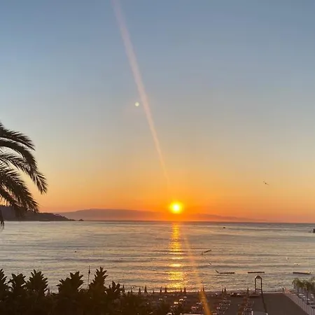 Lejlighed Taormina Giardini-naxos